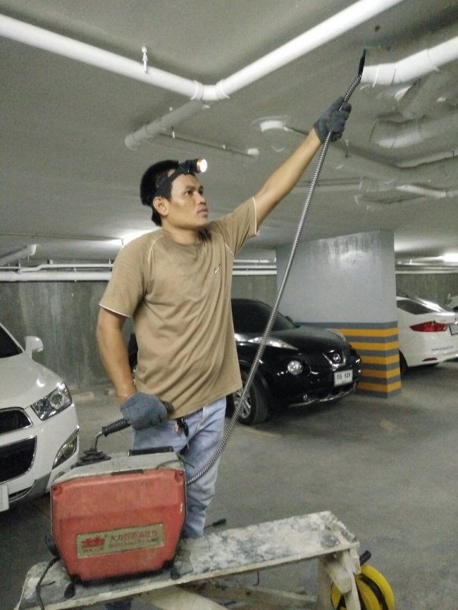 รับแก้ไขท่อตัน ไขมันอุดตัน คอนโดที่พัทยา ชลบุรี บริการด้วยช่างมืออาชีพ