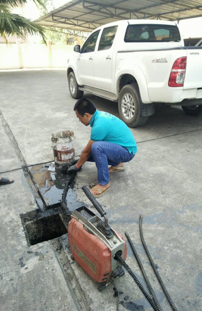 รับแก้ไข ท่อเมนต์น้ำทิ้งอพาร์ตเมนท์ ในเครือสหพัฒ ชลบุรี