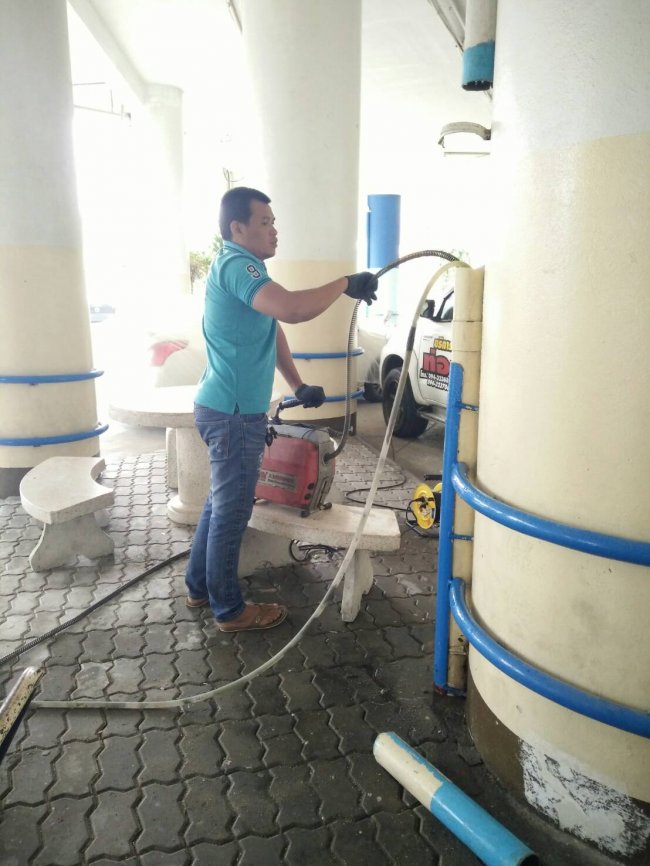 แก้ไขท่อเมนต์น้ำทิ้งอุดตัน คอนโดบางแสน ชลบุรี แก้ไขท่อเมนต์น้ำทิ้งอุดตัน คอนโดบางแสน ชลบุรี