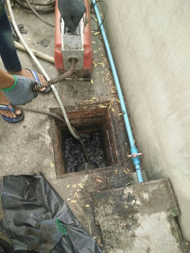 รับแก้ไขปัญหาท่อตัน บางละมุง - ชลบุรี ด้วยงูเหล็กทะลวงท่อ